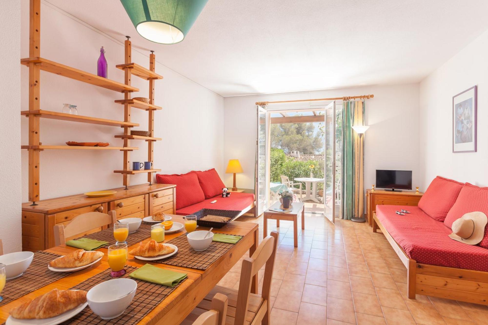 كافالير سور مير Residence Partenaire Le Domaine De Garlande المظهر الخارجي الصورة