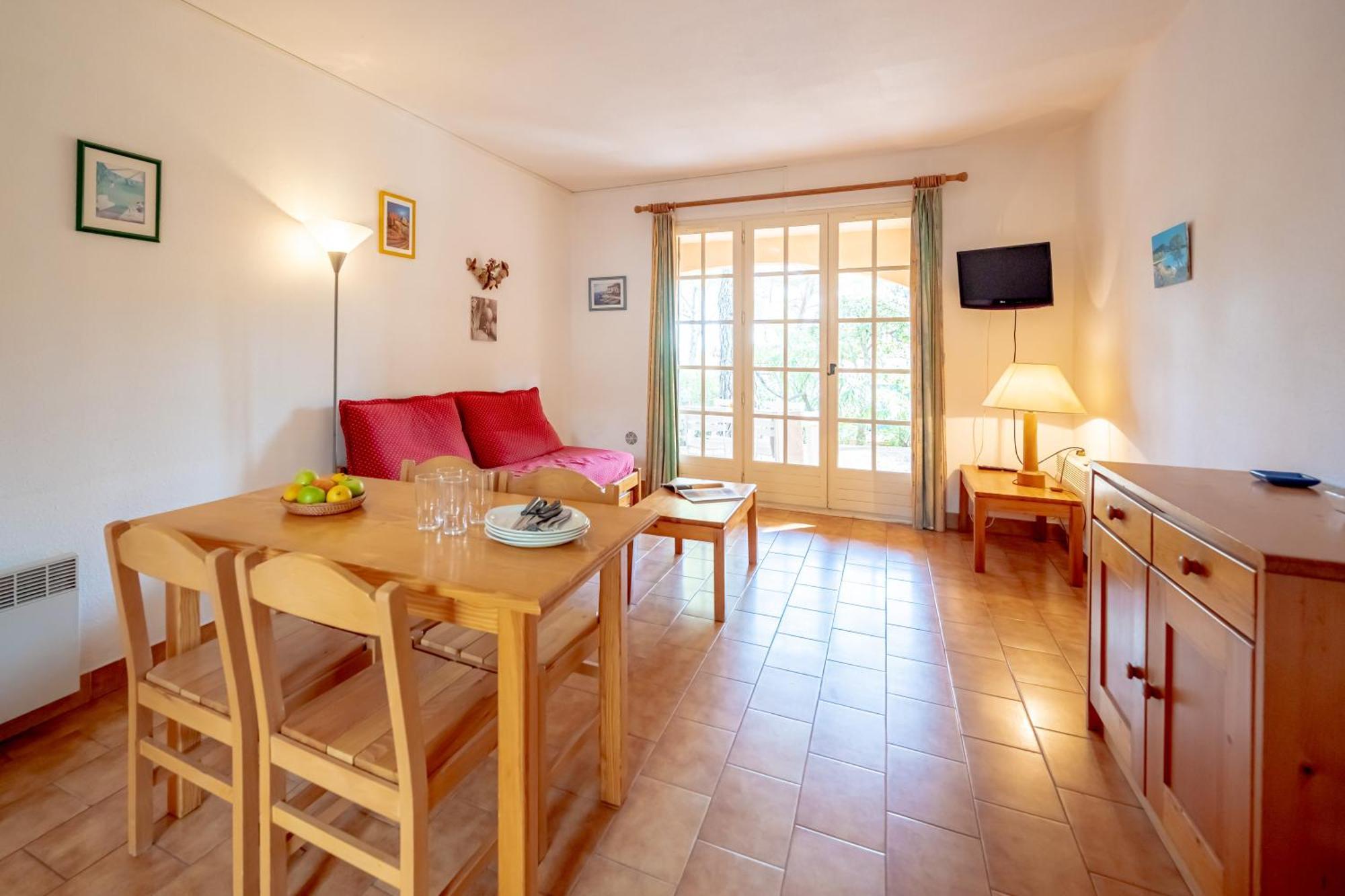 كافالير سور مير Residence Partenaire Le Domaine De Garlande المظهر الخارجي الصورة